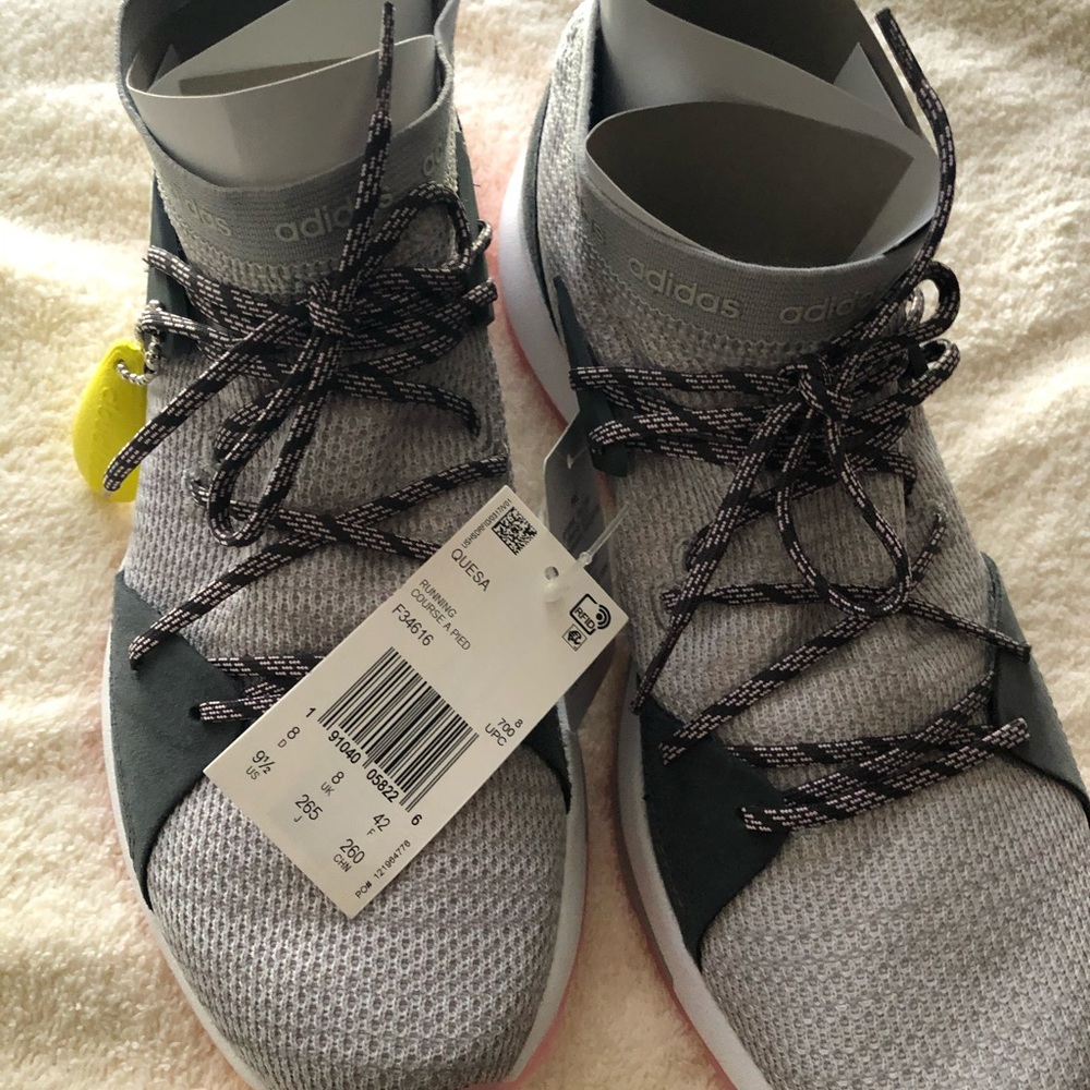 ADIDAS Queso running sneaker NWB